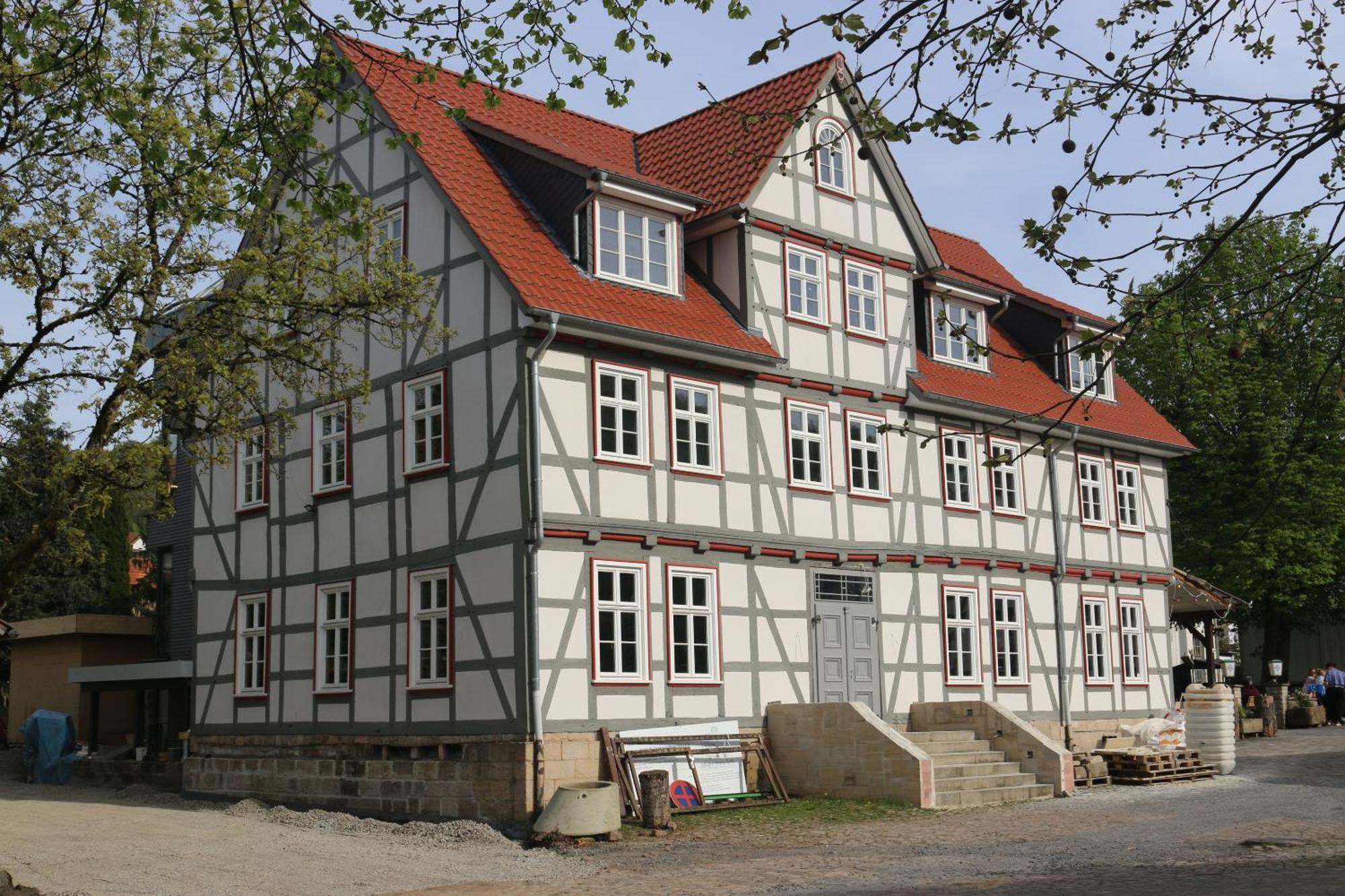 Landgasthof Koenig Von Preussen Helsa Exterior foto