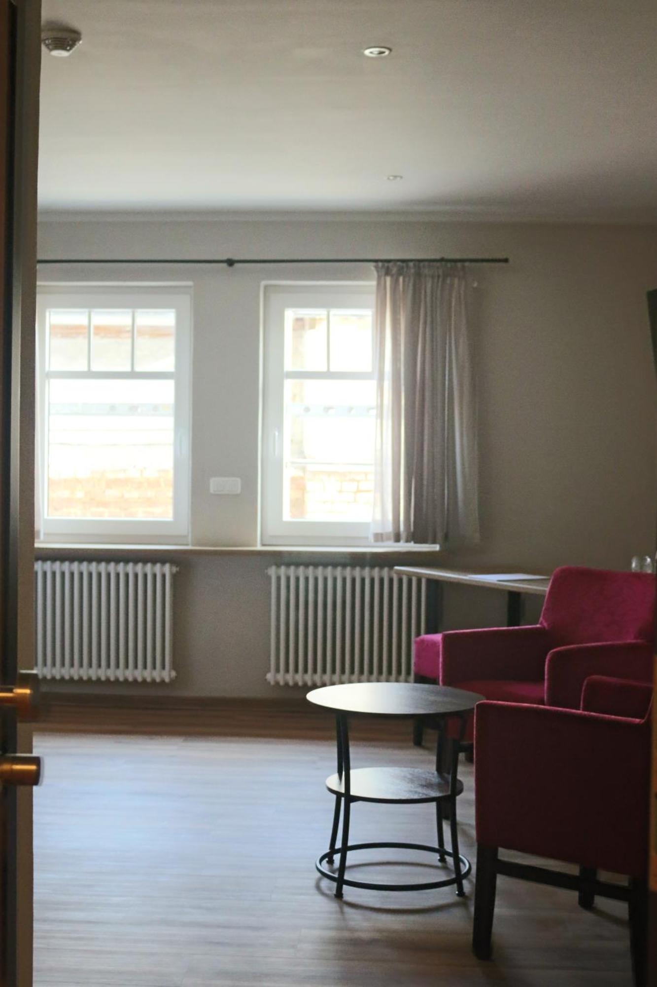 Landgasthof Koenig Von Preussen Helsa Zimmer foto